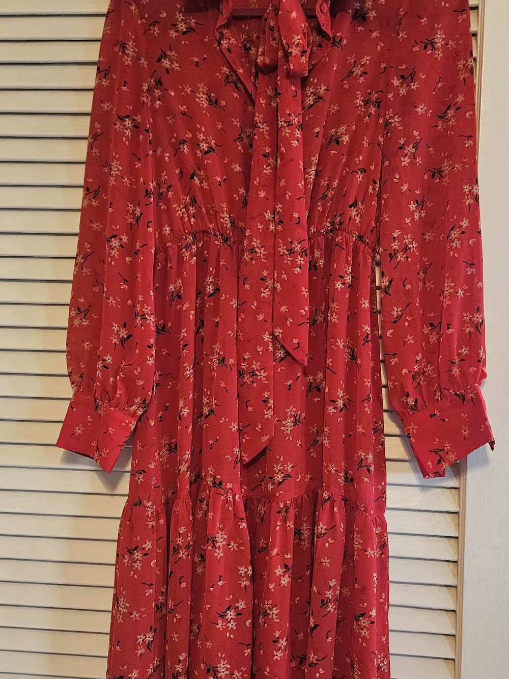 Lulu's Red Floral Tie-Neck Long Sleeve Midi Dress SIZE SMALL